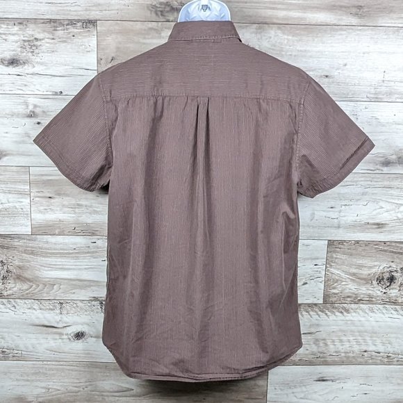 Mossimo Supply Co.* Men's Short Sleeve Button Down Curved Hem Shirt~ Size large - Picture 2 of 9